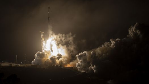 NASA lanza nave espacial para desviar un asteroide