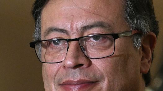 &nbsp;Gustavo Petro propone nuevas reformas en medio de crisis