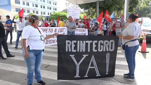 El Dr. José Daniel Saldaña, director regional de la CSS, expresó que a pesar de las acciones de protesta los servicios en el complejo hospitalario en David, están activos entre un 90% a 95%. &nbsp;