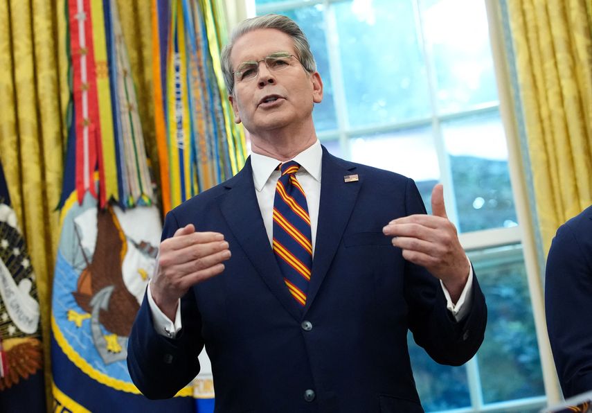 Secretario del Tesoro de Estados Unidos reclama revisión independiente de la Fed Secretario del Tesoro de Estados Unidos reclama revisión independiente de la Fed