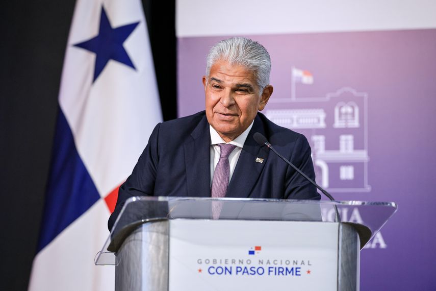 Mulino: Hay indicios de que venta de puertos panameños a BlackRock va a avanzar