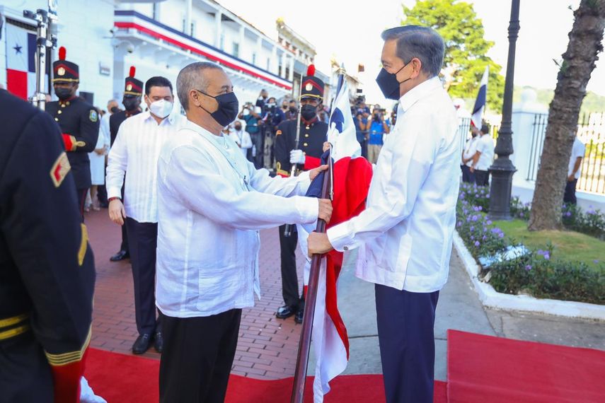 Laurentino Cortizo encabeza actos tras retornar al país