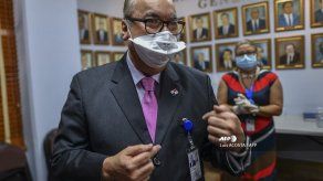 Panamá usa equipo chino de inteligencia artificial para detección de COVID-19
