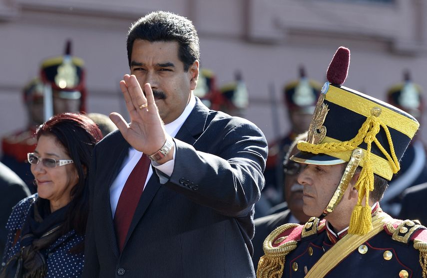 Maduro ha llamado a María Corina Machado "doña violencia", después de que la Fiscalía divulgara un video en el que uno de los detenidos por los planes denunciados mencionaba a la exdiputada liberal. Maduro ha llamado a María Corina Machado "doña violencia", después de que la Fiscalía divulgara un video en el que uno de los detenidos por los planes denunciados mencionaba a la exdiputada liberal.