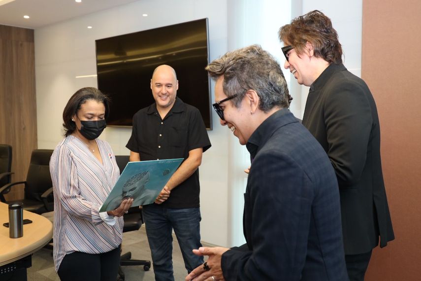 El grupo musical “Los Rabanes” fue recibido por la ministra de Cultura, (MICultura) Giselle González Villarrué