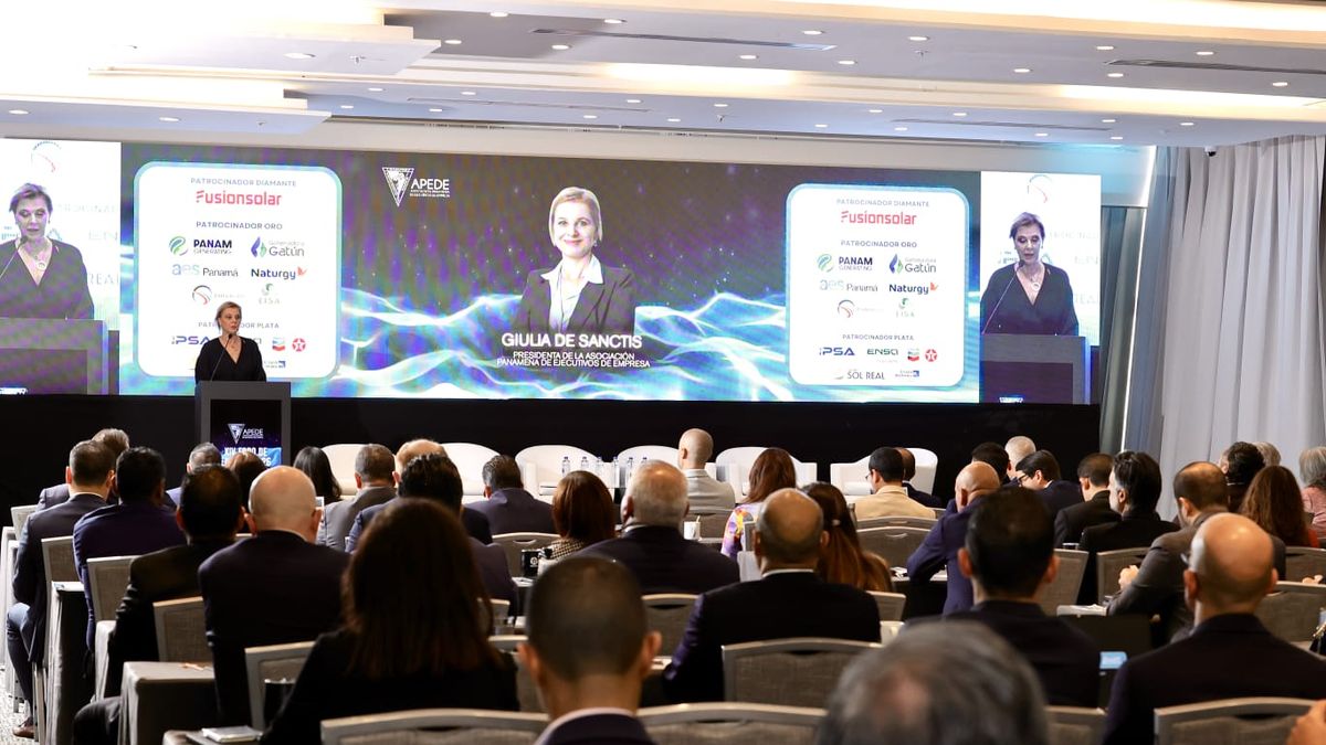 Foro de energía organizado por la Apede en Panamá. Foro de energía organizado por la Apede en Panamá.