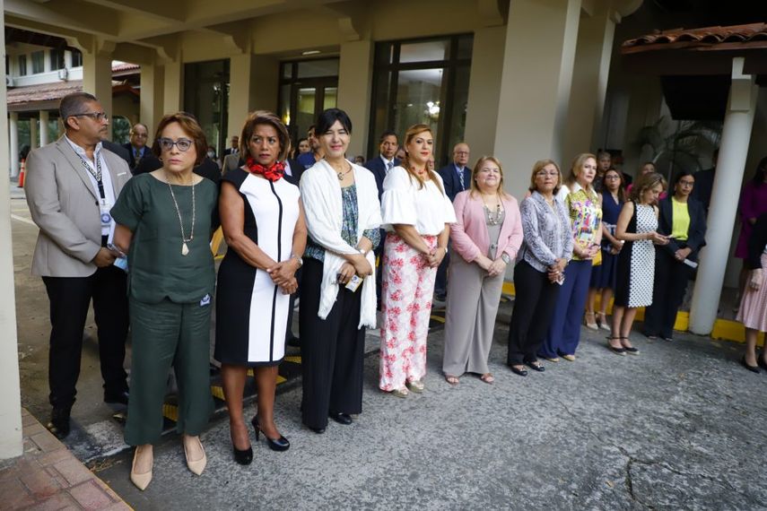 Las palabras del director de la CSS se dieron durante el acto en donde se reconoció al personal de la Policlínica "Dr. Blas Daniel Gómez Chetro, de Arraiján. Las palabras del director de la CSS se dieron durante el acto en donde se reconoció al personal de la Policlínica "Dr. Blas Daniel Gómez Chetro, de Arraiján.