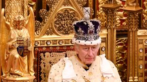 Carlos III pronuncia su primer Discurso del Rey con las elecciones en el horizonte