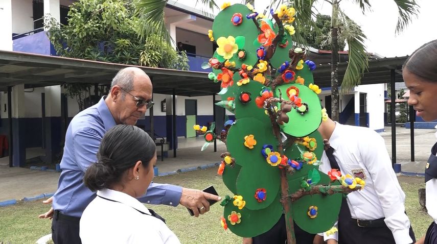 Estudiantes del IPT Juan Díaz se unieron para formar parte de Arte con Valor