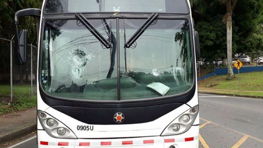 MiBus reporta 5 unidades con daños tras vandalismo en Chilibre