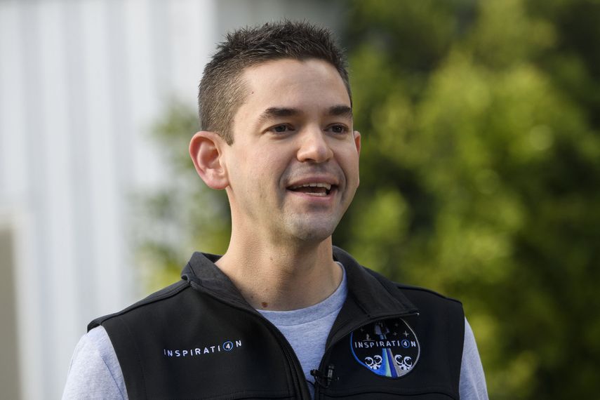 Trump elige a un astronauta millonario para dirigir la NASA. Trump elige a un astronauta millonario para dirigir la NASA.