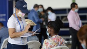 Residentes de Villa La Paz y Villa Escondida en el distrito de David podrán tener sus casas, legalizados por el Miviot.