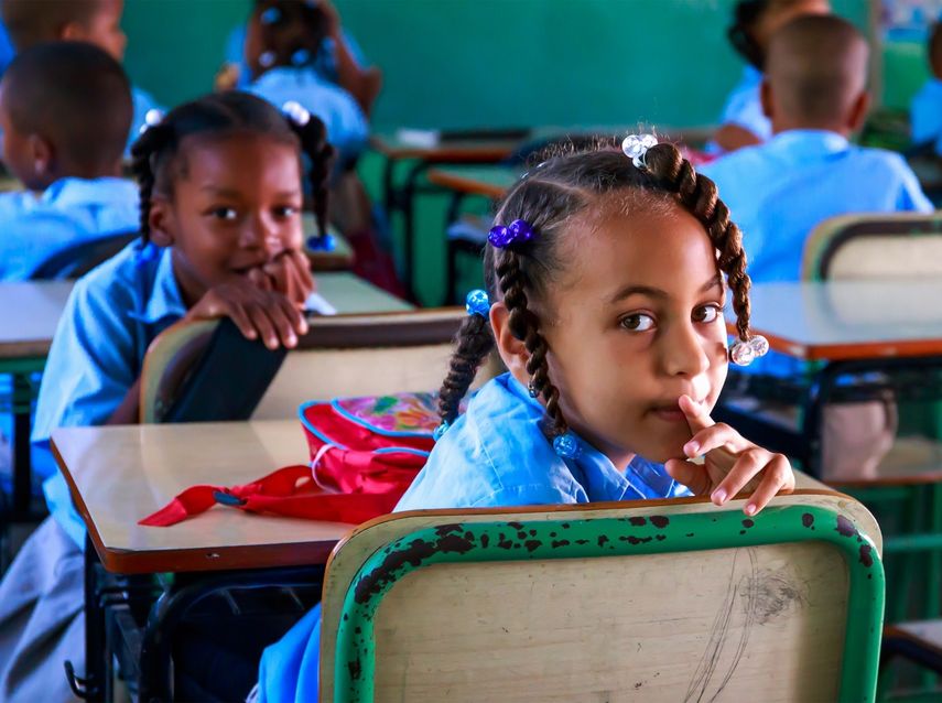 El Ministerio de Educación (Meduca) anunció que 12 regiones educativas retomarán progresivamente las clases presenciales el miércoles 21 de octubre de 2026