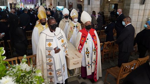 Entierran en Ciudad del Cabo las cenizas de Desmond Tutu