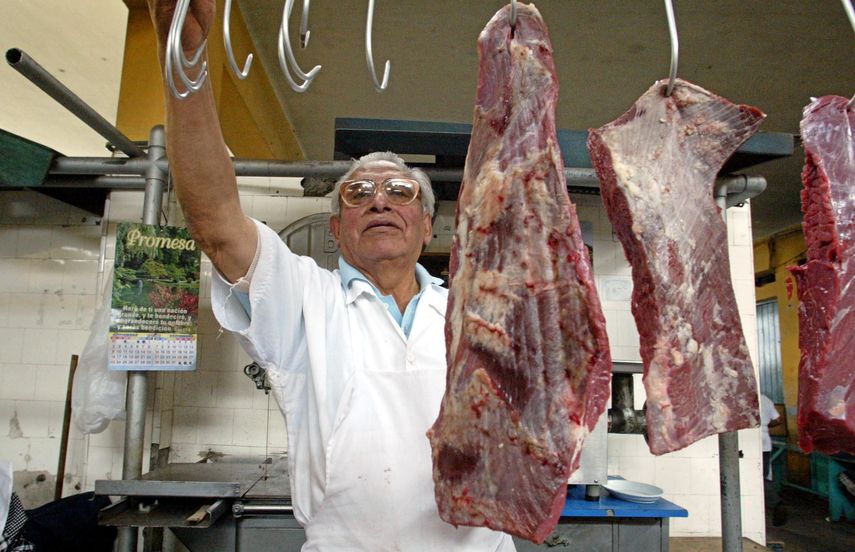 Panamá aclara que no exporta carne a México, tras intoxicación masiva