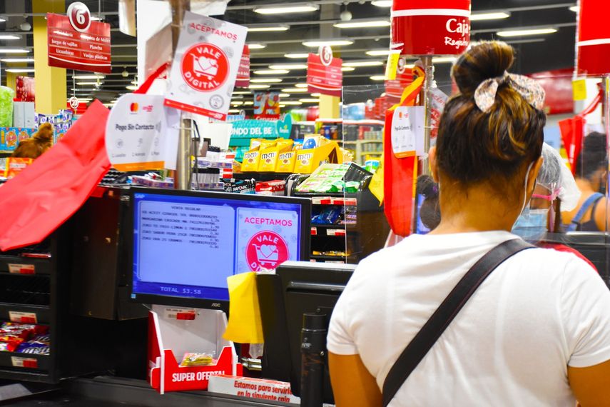 Los beneficiarios del Vale Digital denuncian que no han podido verificar su saldo o si siguen dentro del programa de Panamá Solidario, ya que la plataforma Panamá Digital se encuentra caída. Los beneficiarios del Vale Digital denuncian que no han podido verificar su saldo o si siguen dentro del programa de Panamá Solidario, ya que la plataforma Panamá Digital se encuentra caída.