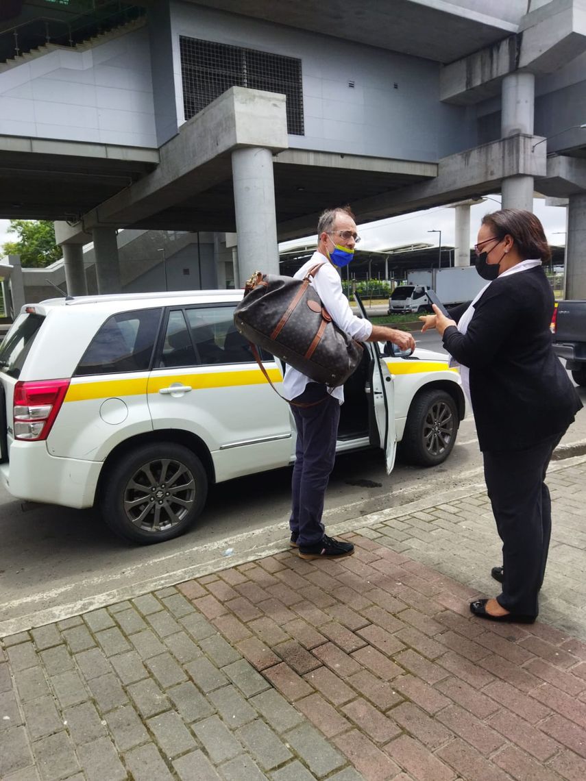 La Autoridad de Turismo de Panamá (ATP) y el Aeropuerto Internacional de Tocumen, implementaron desde hoy medidas de apoyo a los turistas que se han visto afectado por el constante cierres de vías.