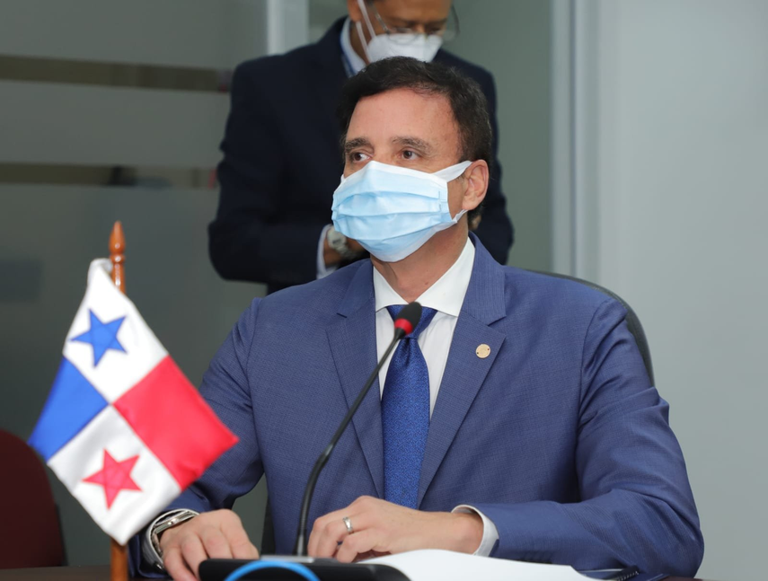 Contraloría sustenta presupuesto