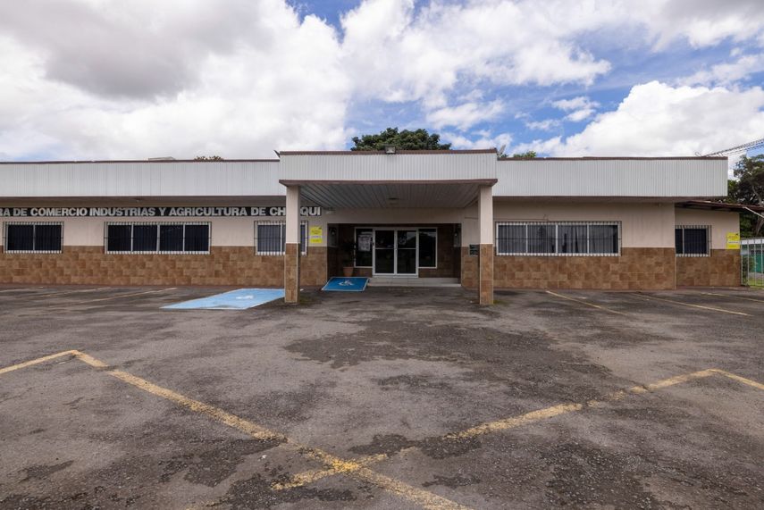 CAMCHI respaldó el llamado emitido por los diferentes gremios y exige una solución definitiva a la problemática que también afecta de forma paralela a la cadena de valor turística en Chiriquí.&nbsp; &nbsp;