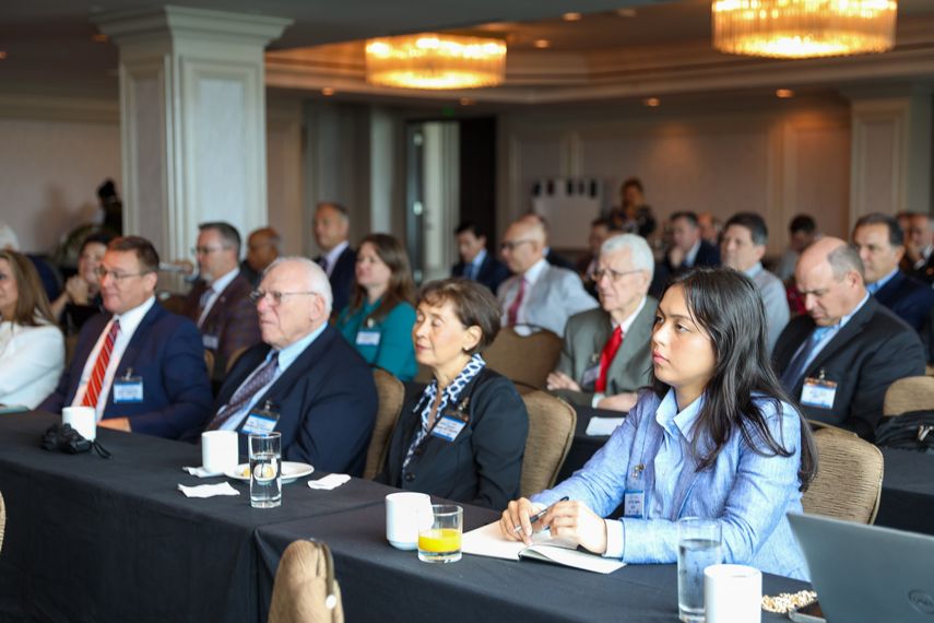 Una delegación de 48 empresarios de alto nivel de Texas llegó a Panamá el pasado 19 de junio, para participar en el foro de negocios promovido por el U.S.-PANAMA Business Council (USPA), y PROPANAMA. Una delegación de 48 empresarios de alto nivel de Texas llegó a Panamá el pasado 19 de junio, para participar en el foro de negocios promovido por el U.S.-PANAMA Business Council (USPA), y PROPANAMA.