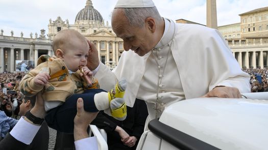 El papa pide a las instituciones crear oportunidades de empleo válidas para los jóvenes El papa pide a las instituciones crear oportunidades de empleo válidas para los jóvenes