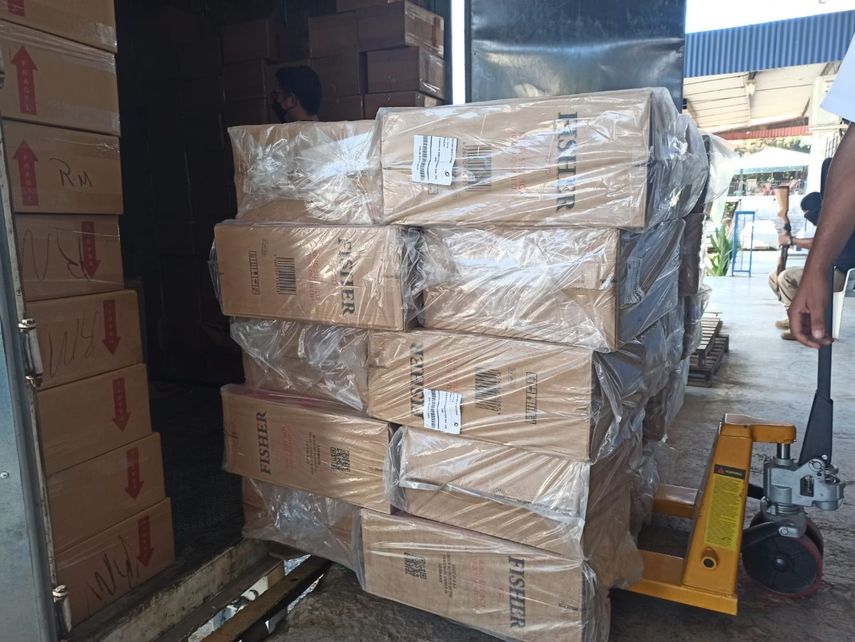 Las Autoridades de Aduanas incautaron 355 pacas de cigarrillos de contrabando valoradas en 266 mil dólares en Paso Canoas.