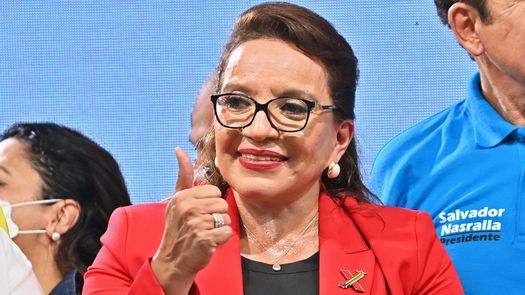 Honduras busca salida a crisis política bajo atenta mirada de EEUU