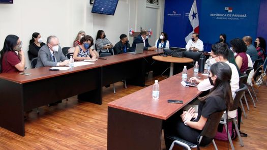 Minsa se reúne con Médicos Unidos Internos de Panamá