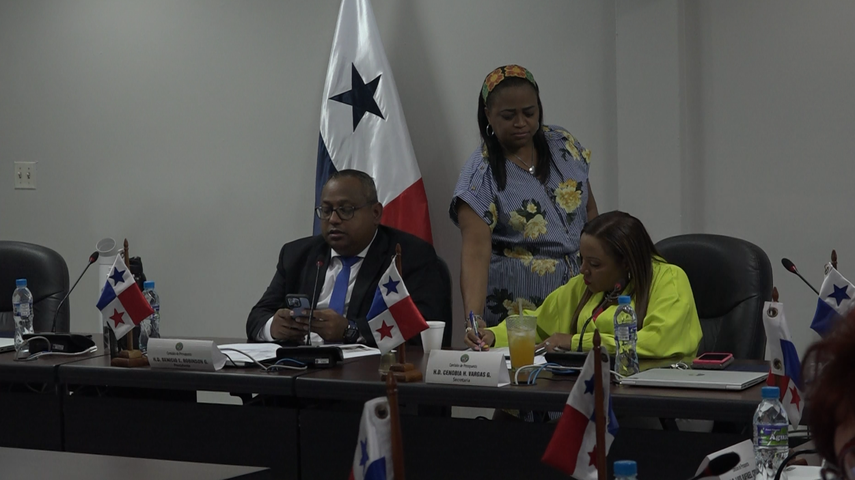 Asamblea recortó presupuesto a Universidad de Panamá