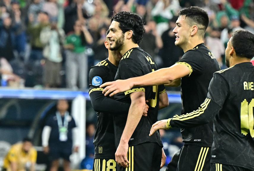 El seleccionador de Panamá, el hispano-danés Thomas Christiansen, celebró este domingo que su equipo puso en jaque a México y cumplió una gran actuación, pese a perder la final de la Liga de Naciones de la Concacaf. El seleccionador de Panamá, el hispano-danés Thomas Christiansen, celebró este domingo que su equipo puso en jaque a México y cumplió una gran actuación, pese a perder la final de la Liga de Naciones de la Concacaf.