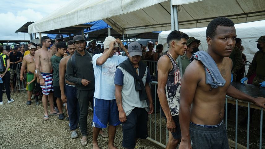 En el día de hoy, Estados Unidos (EEUU) anunció asistencia humanitaria por más de 16millones de dólares que se brinda como contribución a la Organización Internacional para las Migraciones (OIM). En el día de hoy, Estados Unidos (EEUU) anunció asistencia humanitaria por más de 16millones de dólares que se brinda como contribución a la Organización Internacional para las Migraciones (OIM).