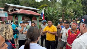 Comitiva del Gobierno se reunió con dirigentes de comunidades en Bocas del Toro