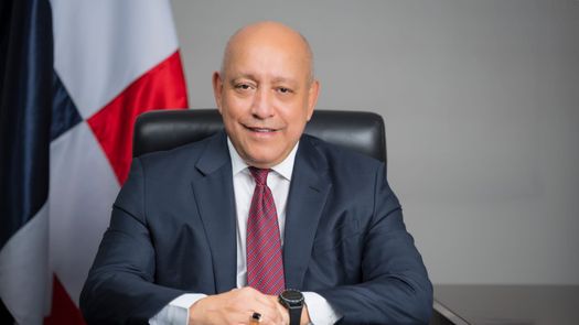 Crispiano Adames renuncia a la Primera Vicepresidencia del Comité Ejecutivo Nacional