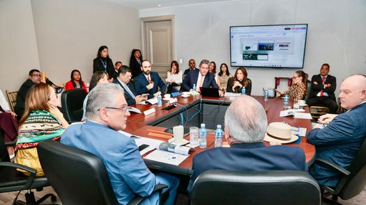 La licitación del proyecto se realizará mediante Asociación Público Privada (APP). La licitación del proyecto se realizará mediante Asociación Público Privada (APP).