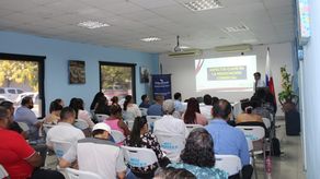 Exportadores de provincias centrales se capacitan en comercio exterior