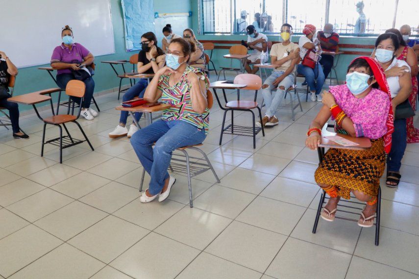 Gran afluencia en primer día de barridos de vacunación en Arraiján.