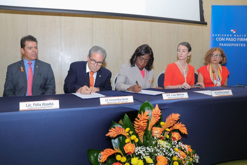 Esta comisión estará integrada por representantes de instituciones como el MINSA, Meduca, MIDES, Pandeportes, la Caja de Seguro Social, la Universidad de Panamá, la sociedad civil y la academia. Esta comisión estará integrada por representantes de instituciones como el MINSA, Meduca, MIDES, Pandeportes, la Caja de Seguro Social, la Universidad de Panamá, la sociedad civil y la academia.