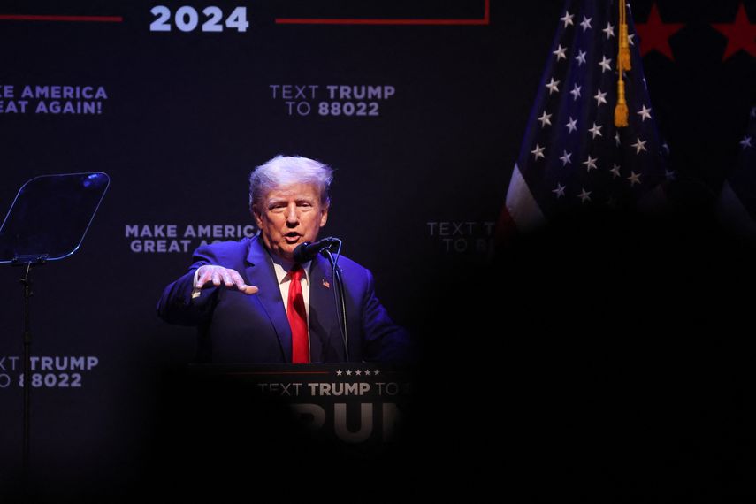 Trump amenaza con no asistir a debates entre republicanos