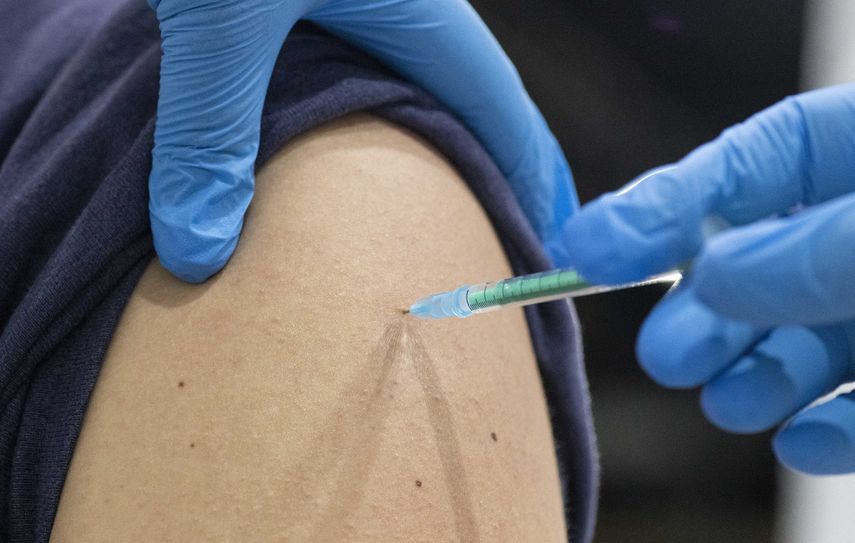 La OMS, en colaboraci&oacute;n con sus asociados, elabor&oacute; una hoja de ruta mundial con el objetivo de eliminar las epidemias de meningitis bacteriana.