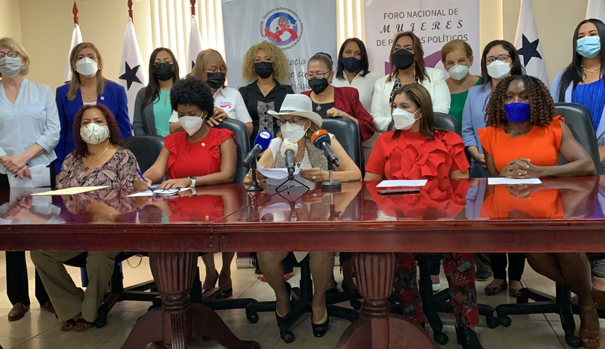 Mujeres de partidos se pronuncian