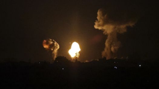Israel bombardea Gaza tras lanzamiento de cohetes
