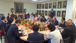 Presidentes de Centroamérica se reúnen en El Salvador