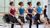El Ballet Nacional celebrará el Día Internacional de la Danza con funciones especiales el 25 y 26 de abril. El Ballet Nacional celebrará el Día Internacional de la Danza con funciones especiales el 25 y 26 de abril.